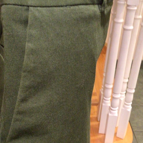 ⬇️ Price Drop⬇️🛍2 for $30🛍Green casual pants - Picture 2 of 5